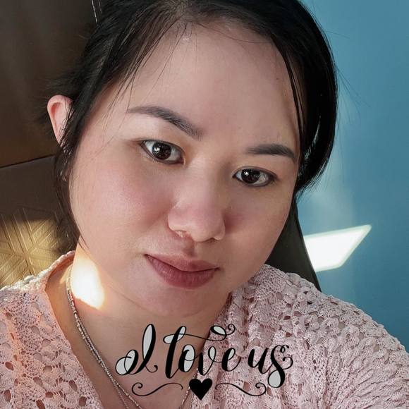 Profile Picture of Cam Nguyen (@camnguyen245) on Poshmark