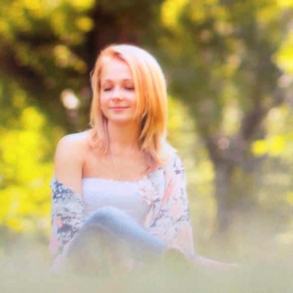 Profile Picture of Marsha Daniels (@yadielschwa972) on Poshmark