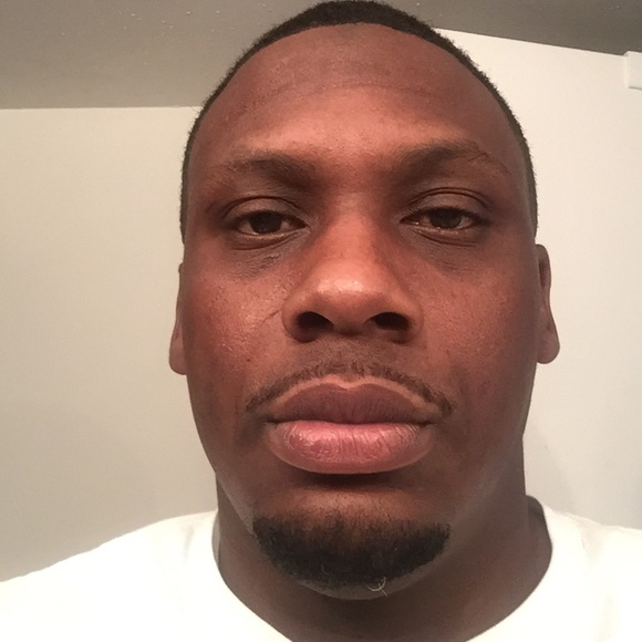 Profile Picture of Joseph Lucas (@joelucas78) on Poshmark