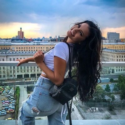 Profile Picture of Amanda Plummeron Twitter