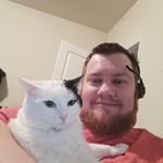 Profile Picture of Dustin Larsen (@pumpkin.drop) on Instagram