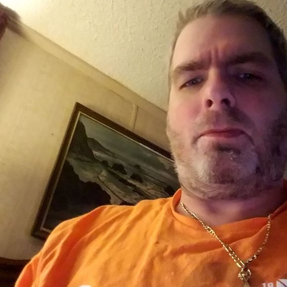 Profile Picture of James Whittaker (@jameswhittaker) on Poshmark