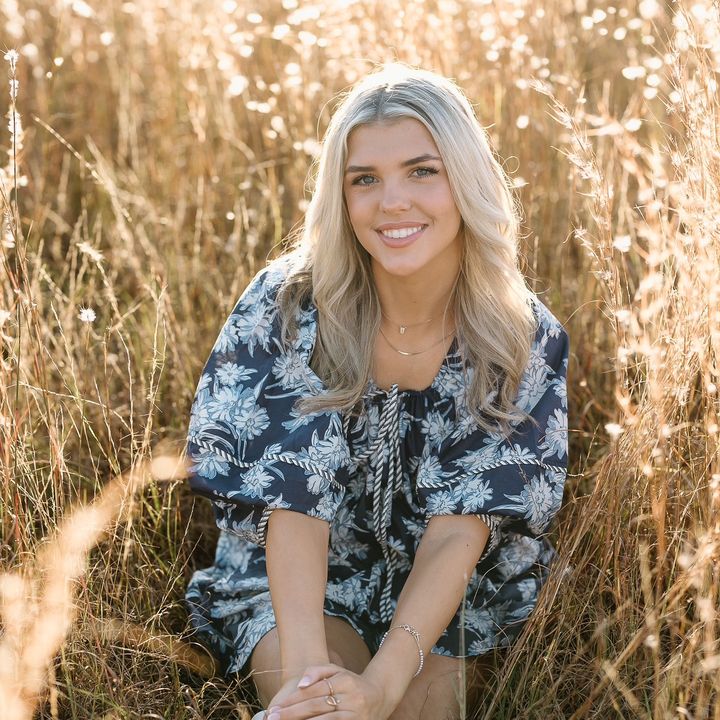 Profile Picture of V I V I (@vivianstill) on Tiktok