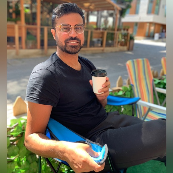 Profile Picture of Arvind Eyunni (@arvindeyunni) on Poshmark