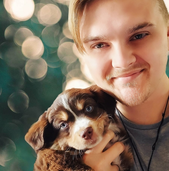 Profile Picture of Antheny Summer (@chad212) on Poshmark