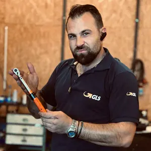 Profile Picture of A.Tsournosov (@schuricgr) on Tiktok