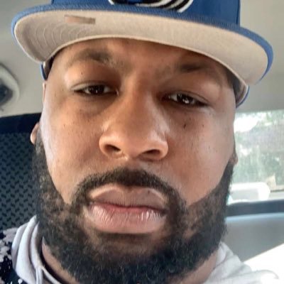 Profile Picture of Aaron Calvin (@Renewed4Service) on Twitter