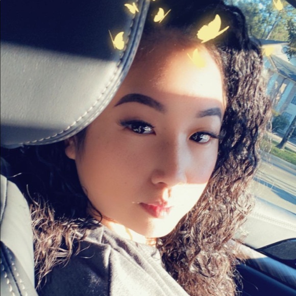 Profile Picture of Kennedy Orourke (@whosekennedy) on Poshmark