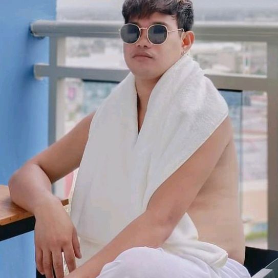 Profile Picture of Jonathan gad (@venchtansalon) on Tiktok