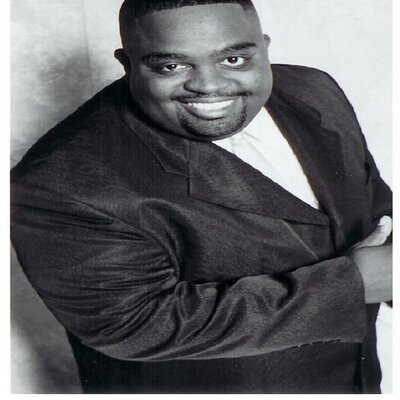 Profile Picture of L Hines (@robertlhines) on Twitter