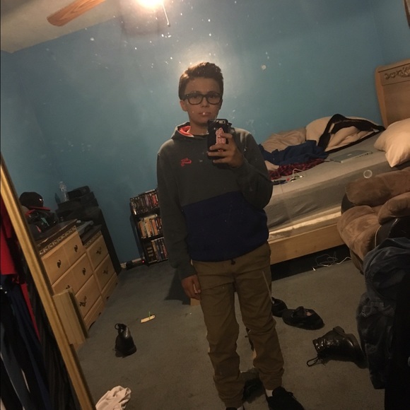 Profile Picture of Leo Esparza (@leonal10) on Poshmark