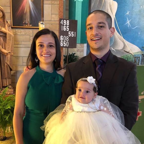 Profile Picture of Sera Cannella (@seranella) on Poshmark