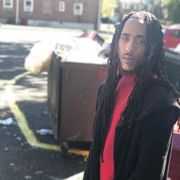 Profile Picture of Kamall Robinson-moore (@kamallmoore) on Poshmark