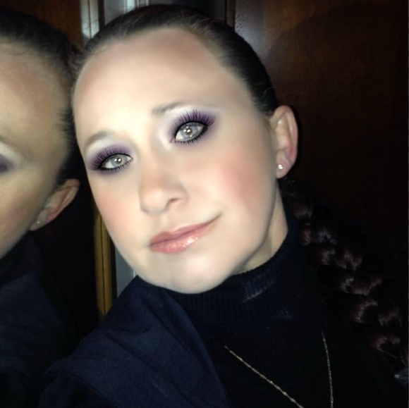 Profile Picture of Frankie Mitchell (@spydergirl45) on Poshmark