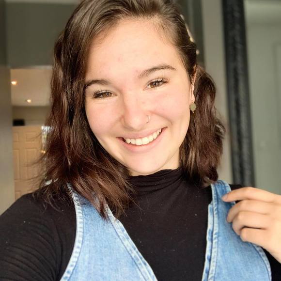 Profile Picture of Frédérique Péthel (@fredpethel) on Poshmark