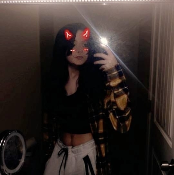 Profile Picture of Ray James (@fucktheworld493) on Poshmark