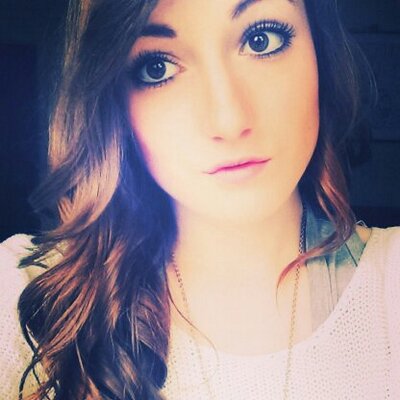 Profile Picture of Sina Weixelbaum (@SinaWeixelbaum) on Twitter