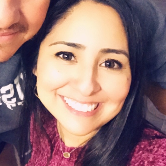 Profile Picture of Clarissa Escobar (@iruntobe) on Poshmark