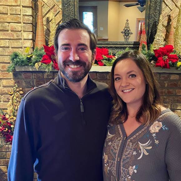 Profile Picture of Jill Bezner (@jillianbezner) on Poshmark