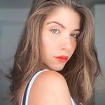 Profile Picture of carol menezes (@anacarolmenezes) on Instagram