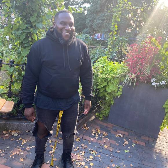 Profile Picture of David Obeng-darko (@nanasiaw) on Poshmark