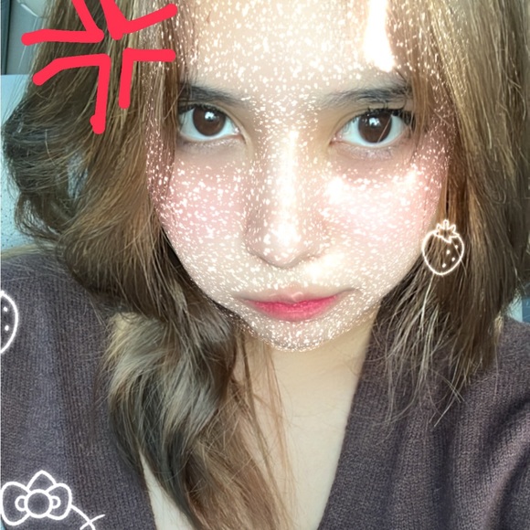 Profile Picture of Naomi Nishii (@naonichu) on Poshmark