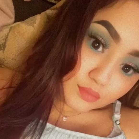 Profile Picture of Rocio Jimenez (@rociojimenez899) on Poshmark