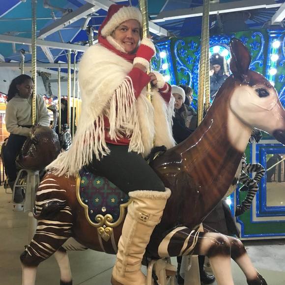 Profile Picture of Colleen Hellriegel (@delilahpos) on Poshmark