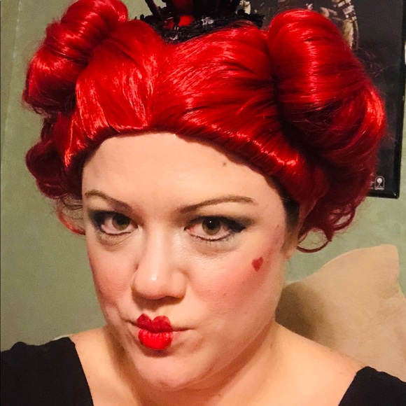 Profile Picture of Stephanie Gregerson (@s_gregerson) on Poshmark