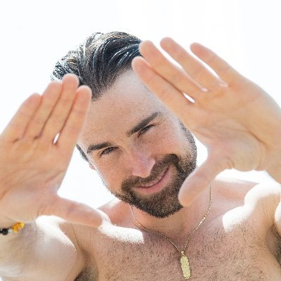 Profile Picture of Sean Stone (@WatchingSean) on Twitter