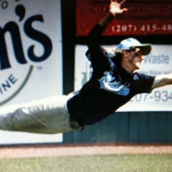 Profile Picture of Nick Pinto (@npinto235) on Poshmark