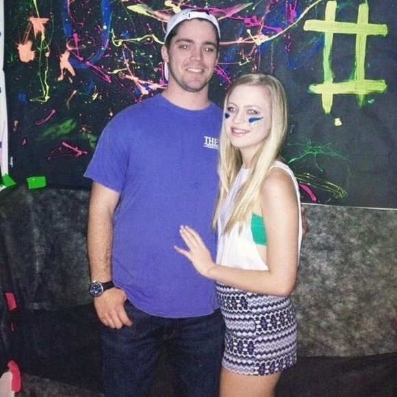 Profile Picture of Stuart Weaver (@stuartweaver14) on Poshmark
