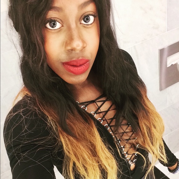 Profile Picture of Andrea Campbell (@abailez718) on Poshmark