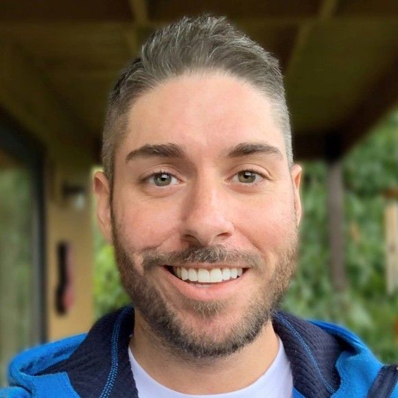 Profile Picture of Matthew Dilbeck (@mattdilbeck) on Poshmark