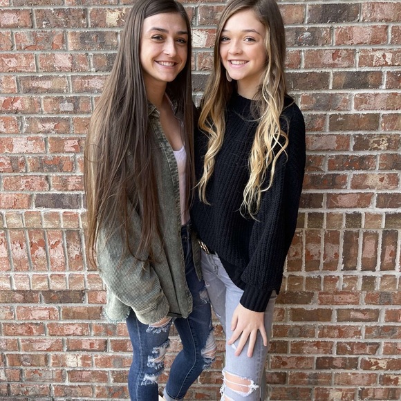 Profile Picture of Peyton Bailey (@pbailey66) on Poshmark