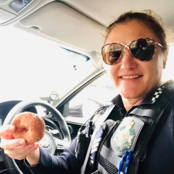 Profile Picture of Hedy Farrell (@hlf200172) on Poshmark