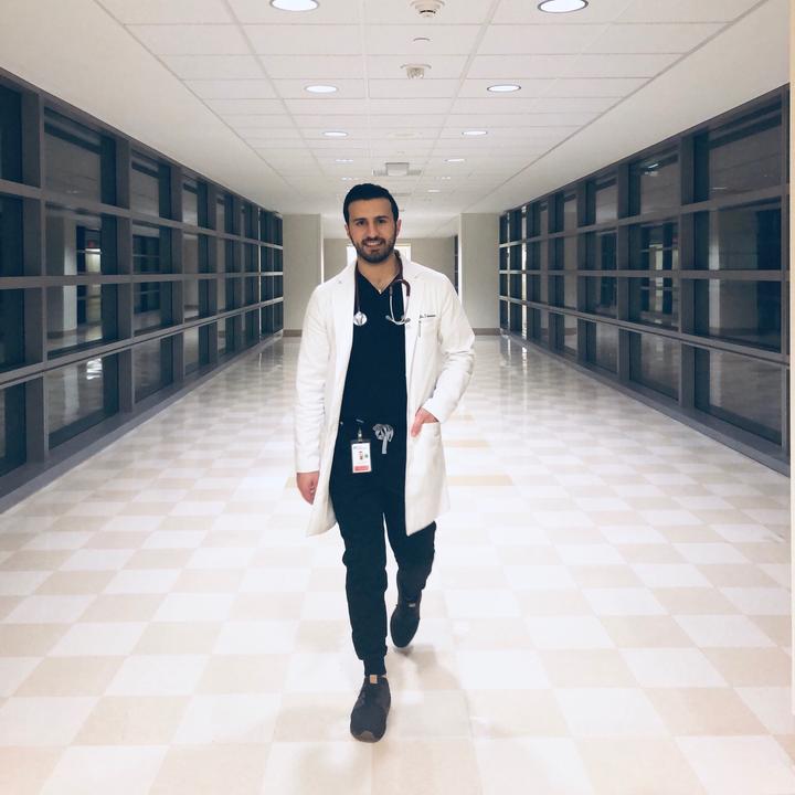 Profile Picture of   Dr. Chris Tomassian... (@dr.tomassian) on Tiktok