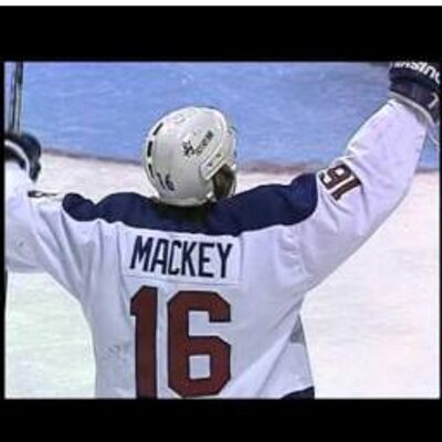 Profile Picture of Dave Mackey (@mackeydave) on Twitter