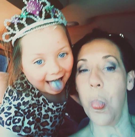 Profile Picture of Danielle Masek (@luvmy2ks) on Poshmark