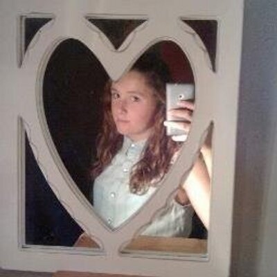 Profile Picture of Maggie June Humphrey (@maggiejhm) on Twitter