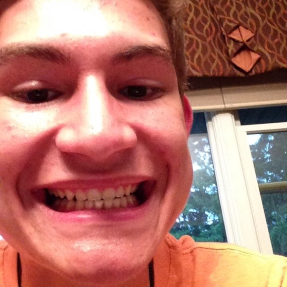 Profile Picture of Coop Kuhlemeier (@kuhlemeier27) on Poshmark