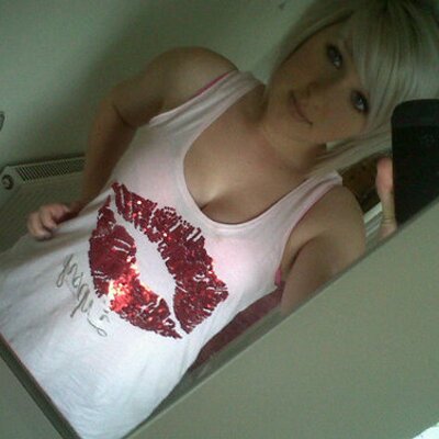 Profile Picture of JaadeIrving (@MissJadeIrving) on Twitter