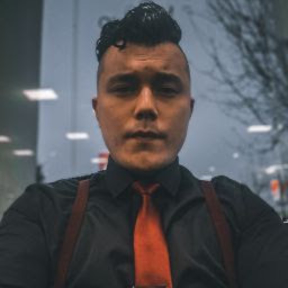 Chris Brovold - Poshmark Profile Picture of Chris Brovold (@chrisbrovold) on Poshmark