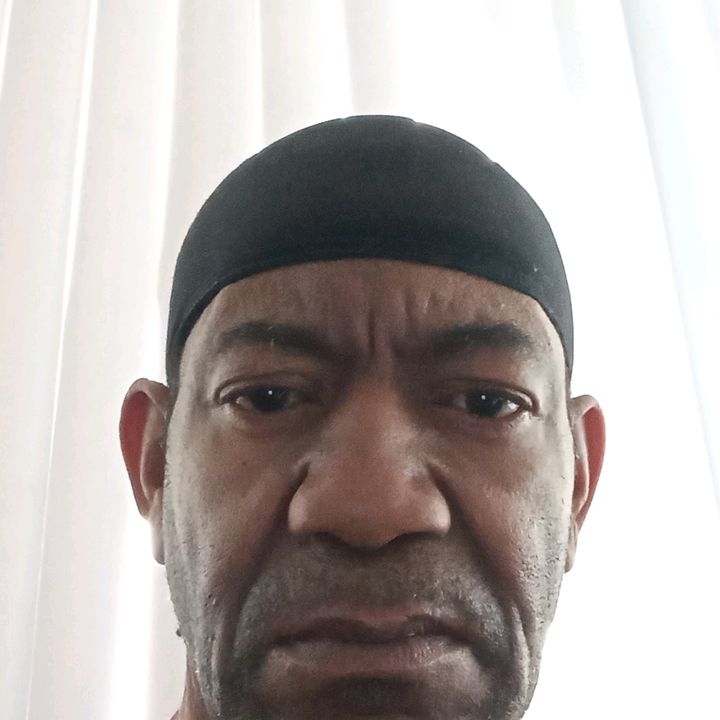 Profile Picture of marshallllong (@marshallllong) on Tiktok