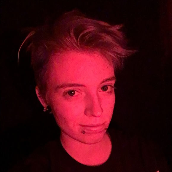 Profile Picture of Quinntyn Stevenson (@dangerblue) on Poshmark