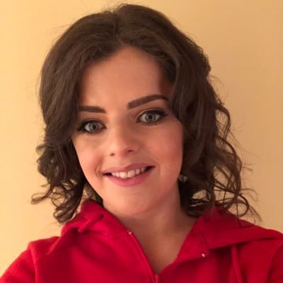 Profile Picture of Christine Gleeson (@Christine_Glees) on Twitter