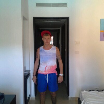 Profile Picture of Clint Murray (@ClintMurray1990) on Twitter