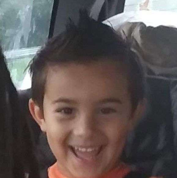 Profile Picture of Aaron Kimpson (@aaronkimpsonm31) on Poshmark