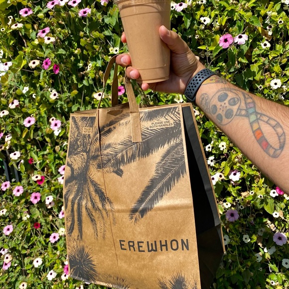 Profile Picture of Oscar Reveles (@oscarreveles) on Poshmark