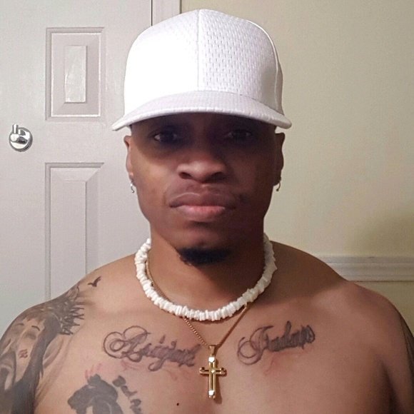 Profile Picture of Bryant Etchison (@bryantetchison) on Poshmark
